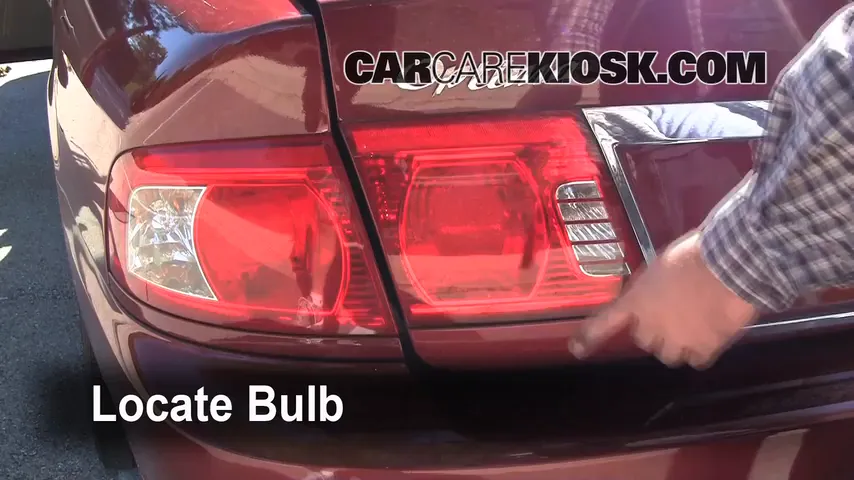 2004 Kia Optima EX 2.7L V6 Lights Reverse Light (replace bulb)